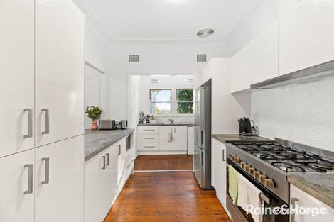 Property photo of 12 Lovell Parade Shortland NSW 2307