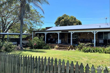 8 Squire St, Macleay Island, QLD 4184