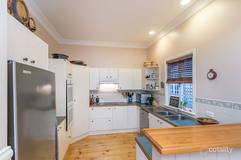 Property photo of 32 Coronation Street Bardon QLD 4065