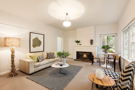 Property photo of 2/51 Bruce Street Toorak VIC 3142