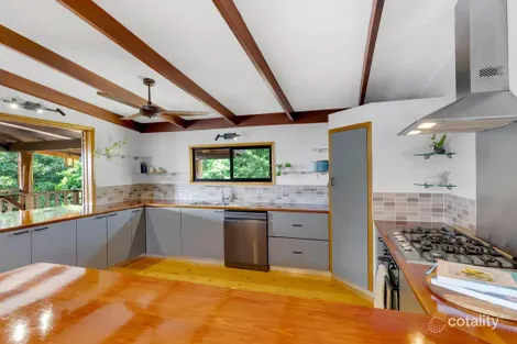 Property photo of 38 Daphne Drive Redlynch QLD 4870