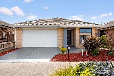 Property photo of 30 Caversham Drive Pakenham VIC 3810