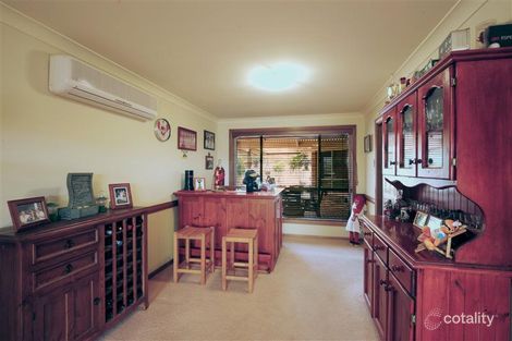 Property photo of 16 Woolshed Place Currans Hill NSW 2567