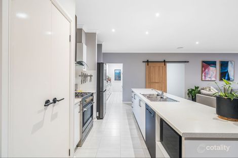 Property photo of 2 Sandridge Street Leopold VIC 3224