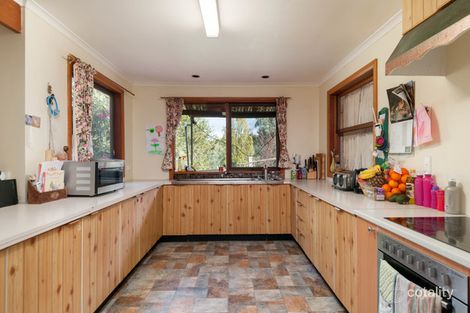 Property photo of 1 Robin Parade Healesville VIC 3777