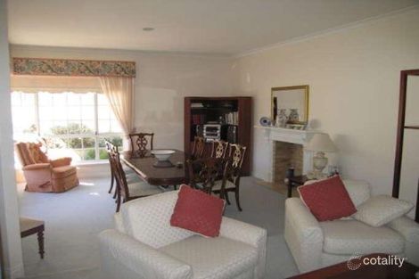 Property photo of 5 Traylen Grove Mount Claremont WA 6010