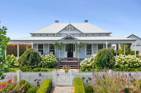 10 Wallaby Jack Rd, Trentham, VIC 3458