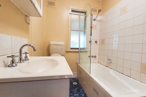 Property photo of 17 Huon Crescent Holsworthy NSW 2173