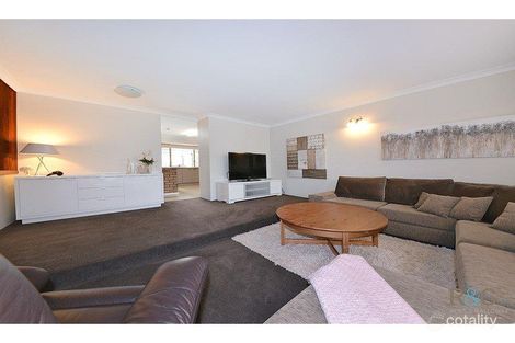 Property photo of 5 Robertson Road Kardinya WA 6163
