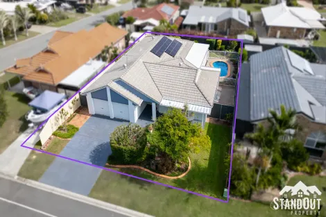 Property photo of 55 Lachlan Crescent Sandstone Point QLD 4511