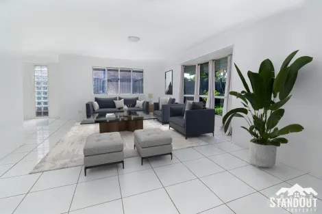 Property photo of 55 Lachlan Crescent Sandstone Point QLD 4511