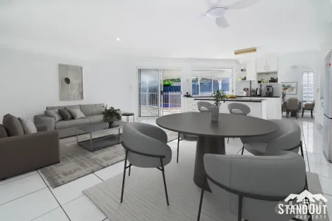 Property photo of 55 Lachlan Crescent Sandstone Point QLD 4511