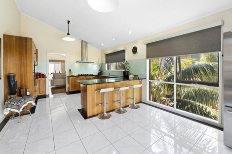 Property photo of 16 Erskine Crescent Wheelers Hill VIC 3150