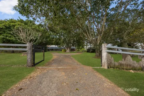 156 CAMBRIDGE DR, MOUNT HALLEN, QLD 4312