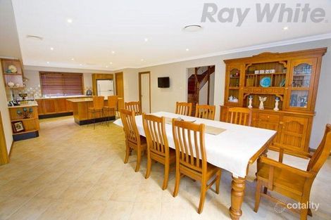 Property photo of 30 Howard Close Green Valley NSW 2168