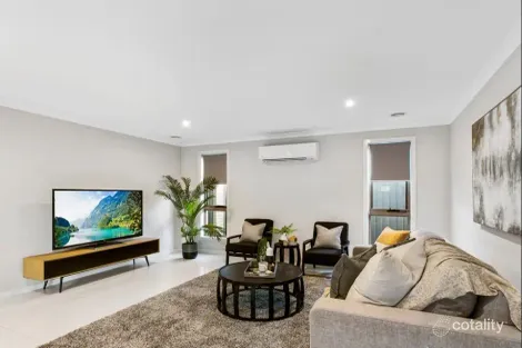 Property photo of 3 Howden Street Cranbourne East VIC 3977