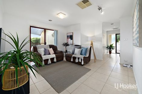 Property photo of 80 Hugh McKay Crescent Dunlop ACT 2615
