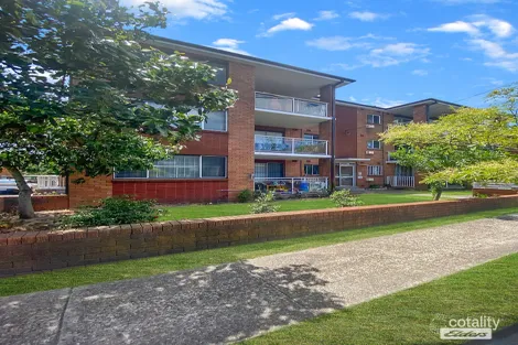 2/21 Mascot Dr, Eastlakes, NSW 2018