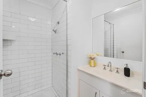 Property photo of 33/16-26 Waverley Street Southport QLD 4215