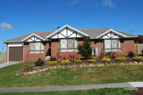 16 Charles Eaton Ct, Huntingfield, TAS 7055