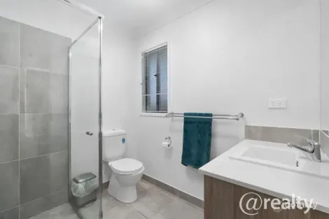 Property photo of 15 Ngungun Crescent Glass House Mountains QLD 4518