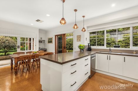 Property photo of 1/20 Doonkuna Avenue Camberwell VIC 3124