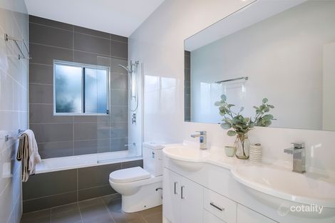 1/106 Pembroke St, Carina, QLD 4152