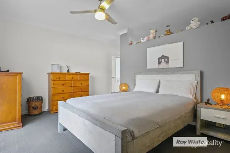 Property photo of 39 Dandenong Street Forest Lake QLD 4078