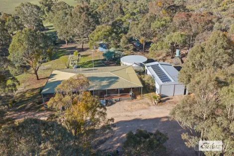 1066 Buangor-Ben Nevis Rd, Warrak, VIC 3377