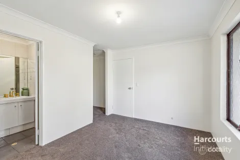 Property photo of 8 Norcott Vista Marangaroo WA 6064