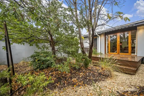5 Rumker Pl, Charnwood, ACT 2615