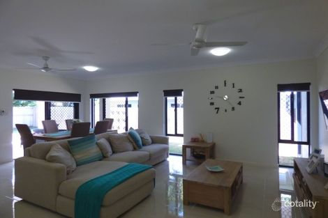 Property photo of 4 Selwyn Circuit Trinity Park QLD 4879