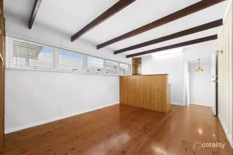 Property photo of 1 Harcourt Crescent Southport QLD 4215