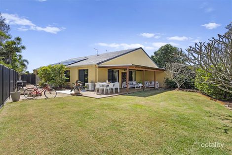 Property photo of 2/13 McKenzie Avenue Pottsville NSW 2489