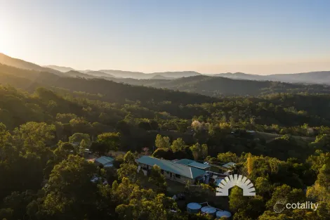 247A WATSON RD, ARMSTRONG CREEK, QLD 4520