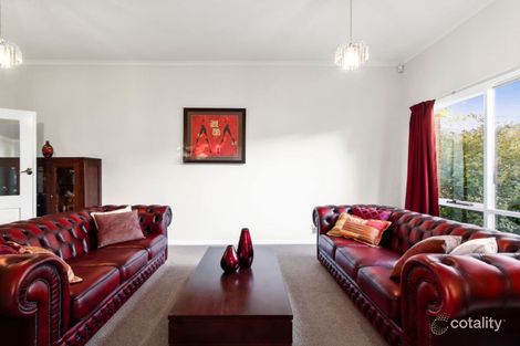 Property photo of 30 Wellington Park Drive Warranwood VIC 3134