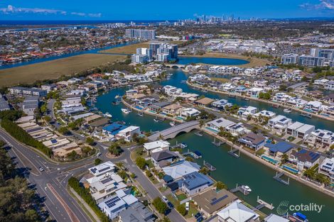 Property photo of 10 Middle Quay Drive Biggera Waters QLD 4216
