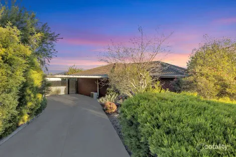 Property photo of 136 Lightwood Crescent Meadow Heights VIC 3048