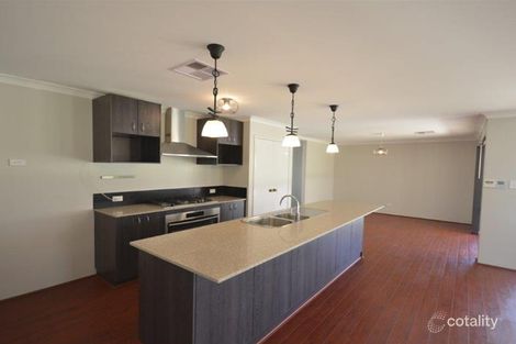 Property photo of 12 Warrior Pass Madora Bay WA 6210