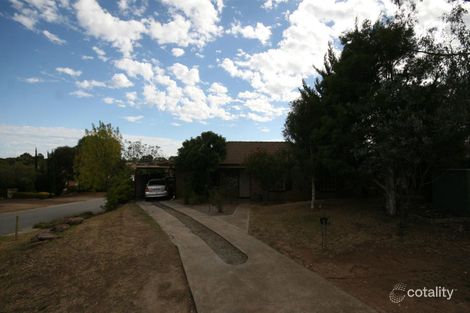 1 Serenade Cres, Aberfoyle Park, SA 5159