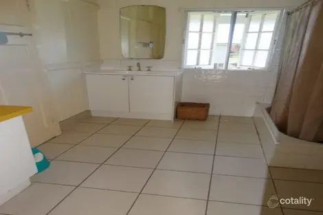 Property photo of 168 Barrack Road Cannon Hill QLD 4170