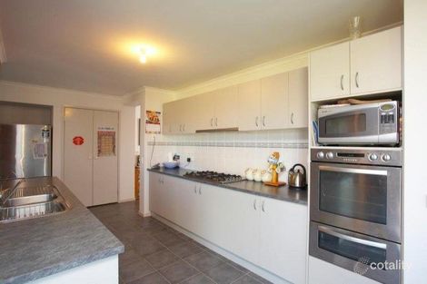 Property photo of 38 Lagarna Drive Kurunjang VIC 3337