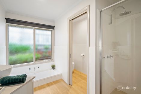 Property photo of 6 Pennycross Court Rowville VIC 3178