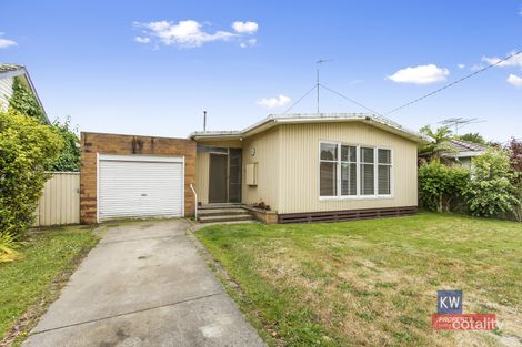 31 Wallace St, Morwell, VIC 3840