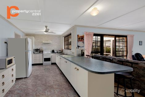 Property photo of 10 Windsor Road Berkeley Vale NSW 2261