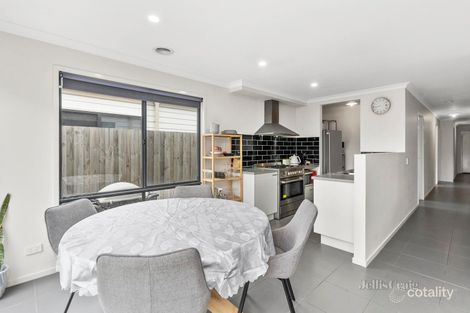 Property photo of 2/51 Regent Street Whittington VIC 3219