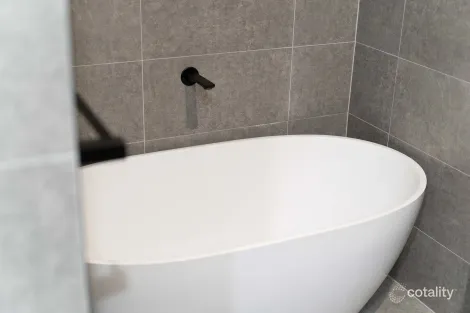 Property photo of 41 Paul Circuit Tullimbar NSW 2527