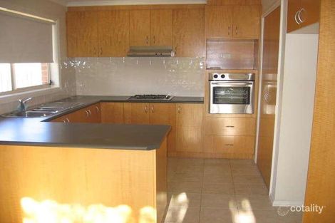 Property photo of 2/28 Amarina Crescent Grovedale VIC 3216