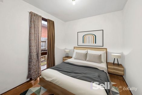Property photo of 28 Hillcrest Grove Springvale VIC 3171