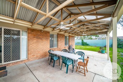 Property photo of 16 Elanora Place Glenfield Park NSW 2650